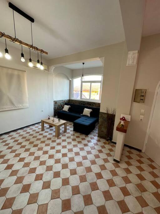 Appartement Olive Tree The Master Bed And Balcony Benitses (Corfu)